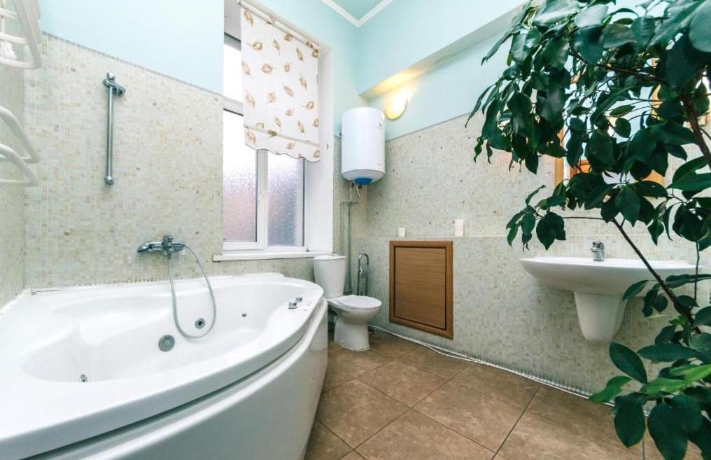 Apartment - Independence Square Kiev Esterno foto