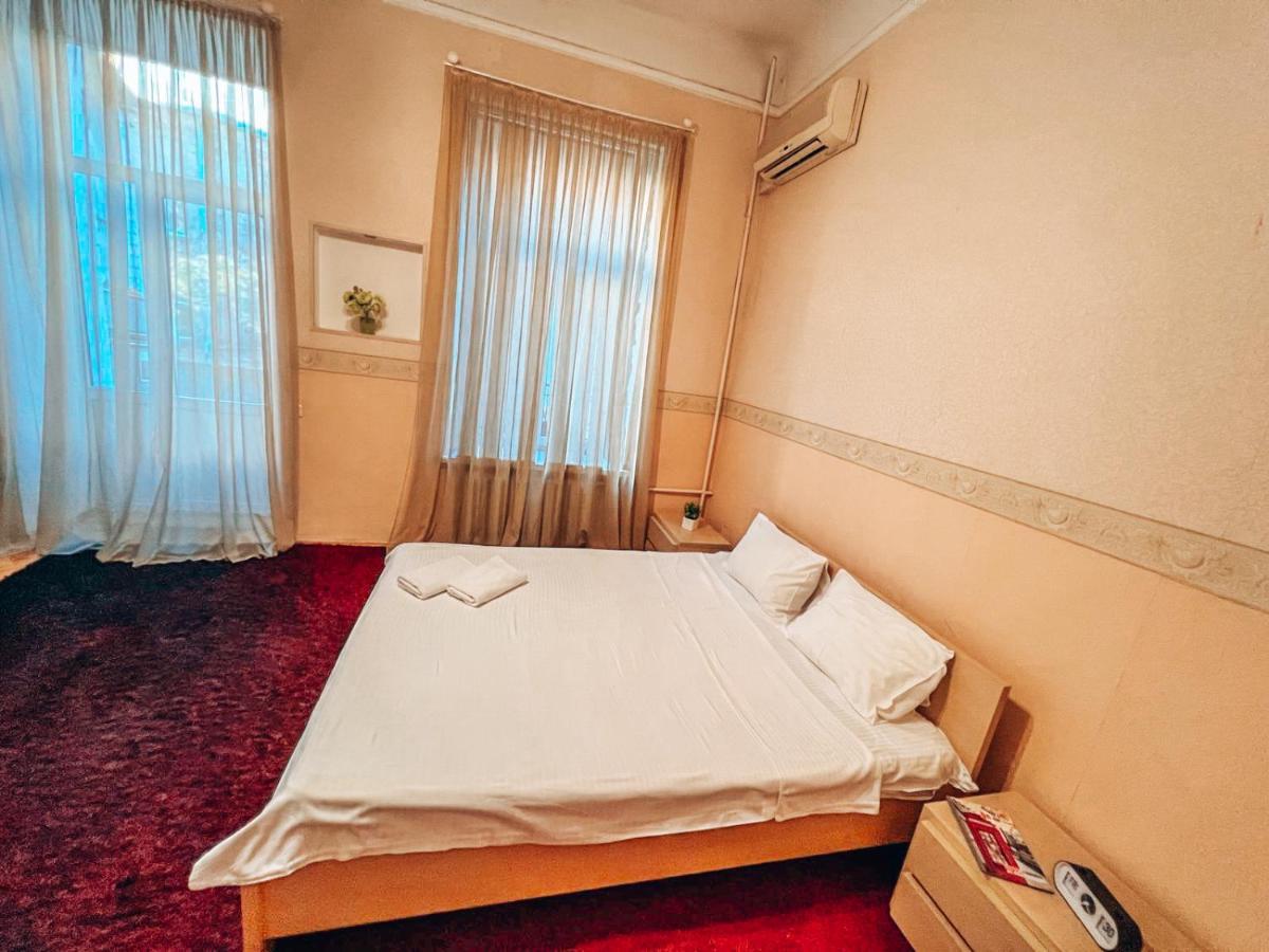 Apartment - Independence Square Kiev Esterno foto