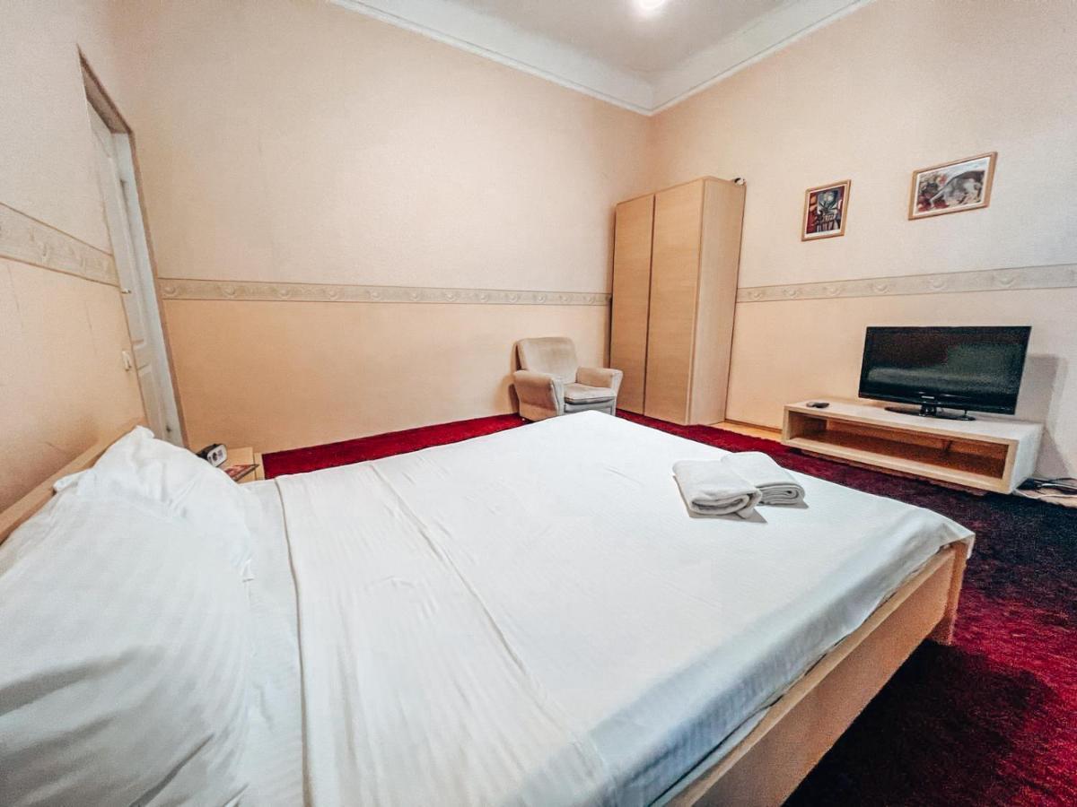 Apartment - Independence Square Kiev Esterno foto